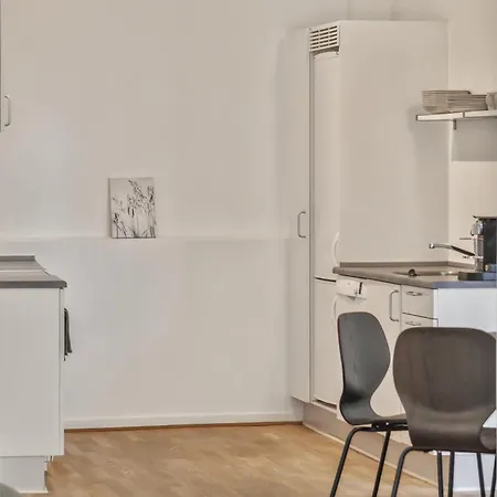 Апартаменты 4br Med Plads Til 7 I Hjertet Af Орхус