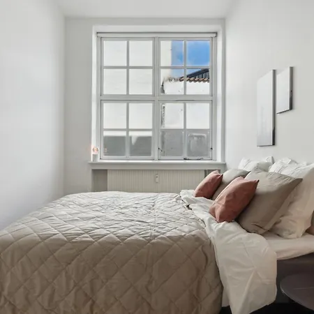 4br Med Plads Til 7 I Hjertet Af Апартаменты