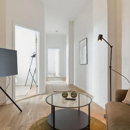 Lägenhet 4br Med Plads Til 7 I Hjertet Af *